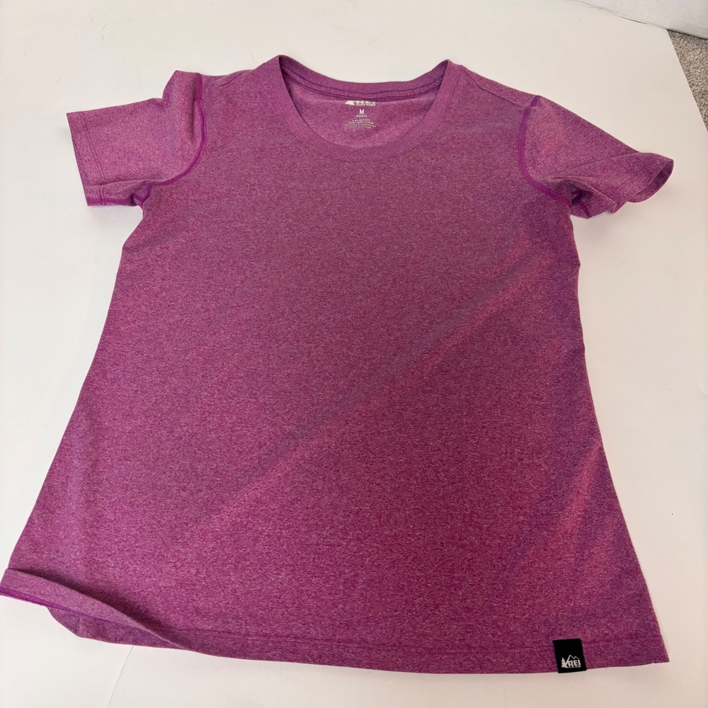 REI Co-op Women M Purple t-shirt Active Hiking Athleisure  Performance Spring